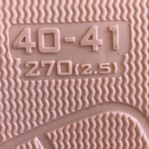 Smiley Face Pink Fuzzy Slippers Size 8-9 - Picture 4 of 4